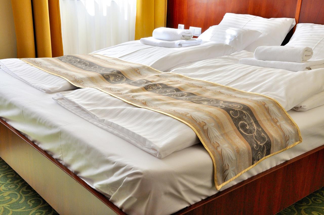 Partium Hotel Szeged Extérieur photo